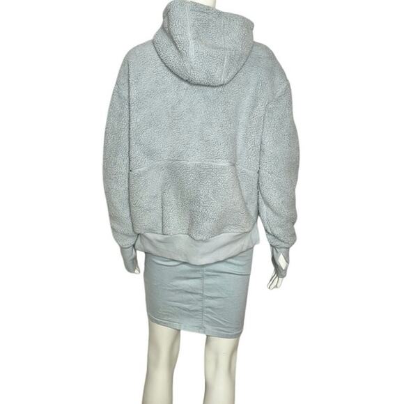 All in Motion Light Blue Fuzzy Sherpa Quarter Zip Hoodie Size Medium - Picture 5 of 8